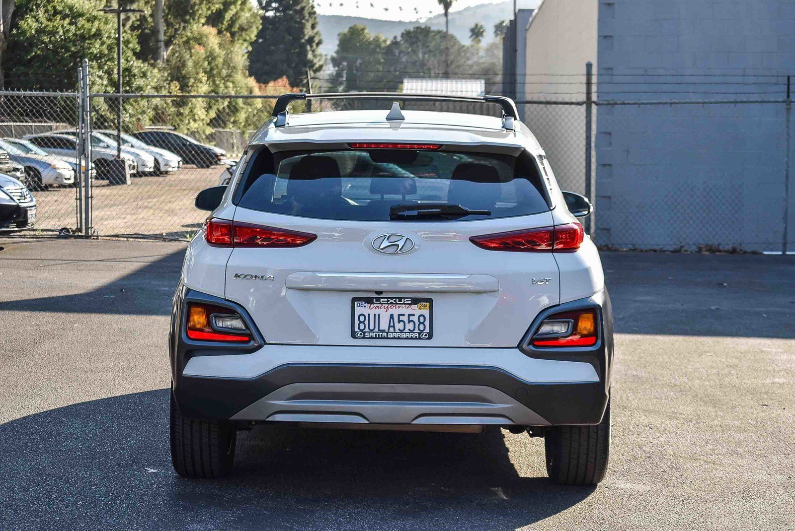 2021 Hyundai Kona Limited photo 2