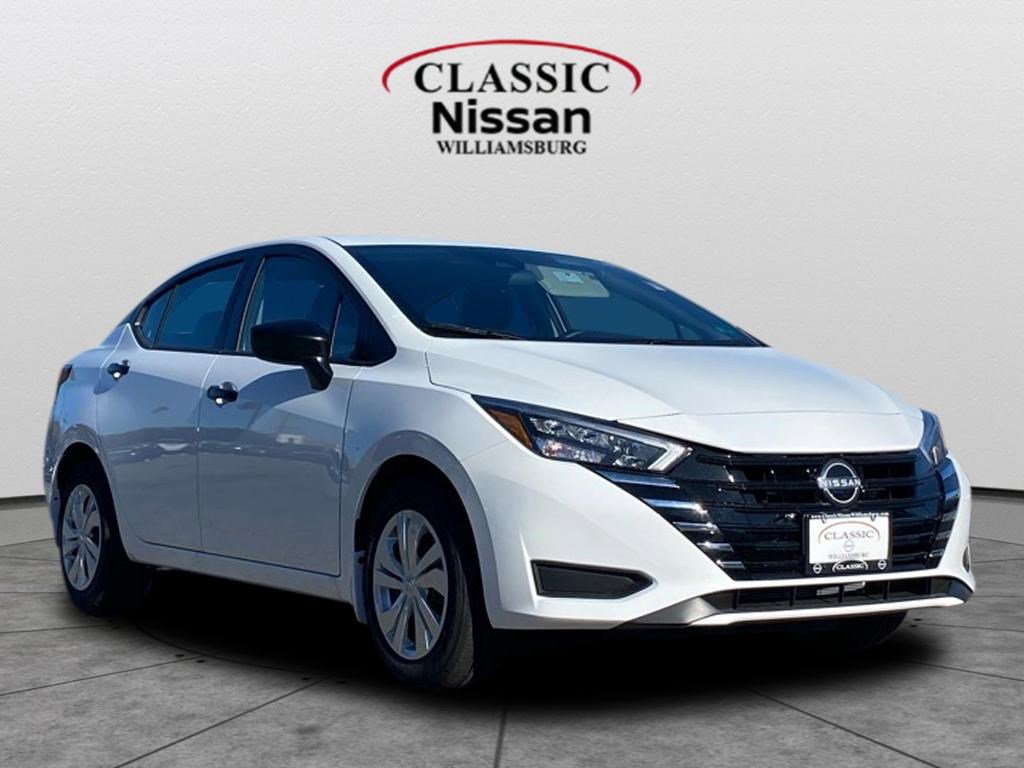 2025 Nissan Versa Sedan S's photo