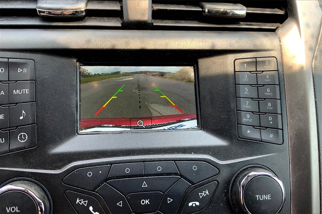 2020 Ford Fusion S photo 16