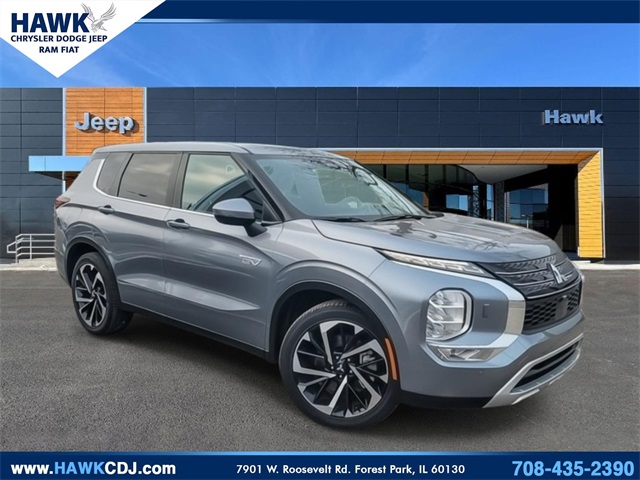 2023 MITSUBISHI OUTLANDER - Image 1