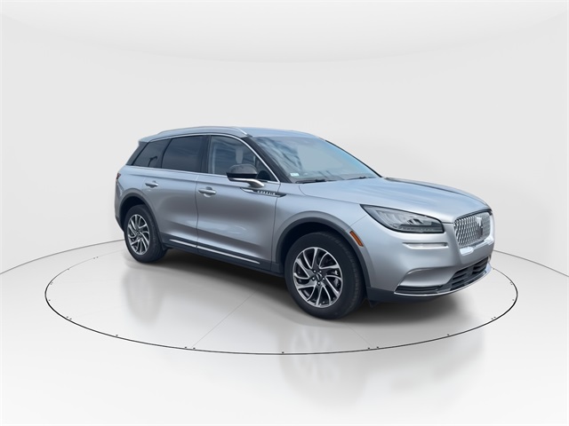 2022 Lincoln Corsair Standard photo 2