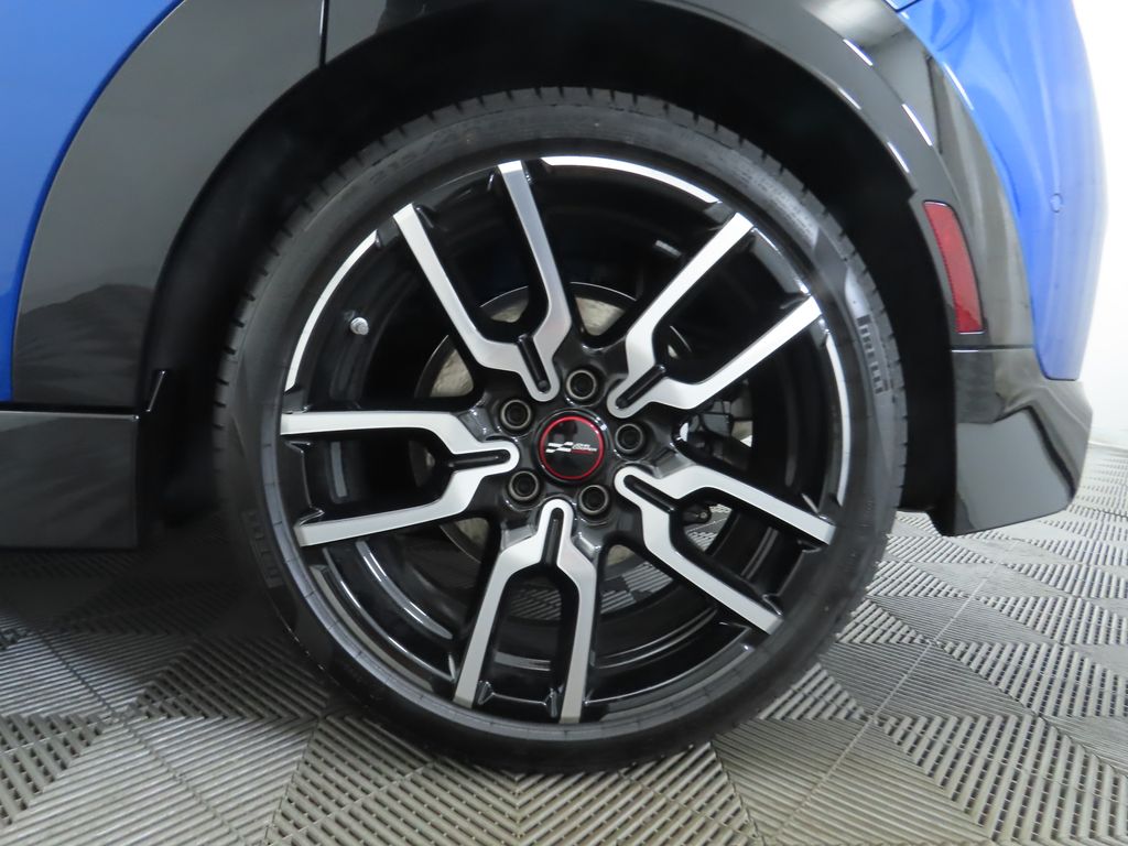 2026 Mini Cooper 4 Door Hardtop S Iconic photo 26