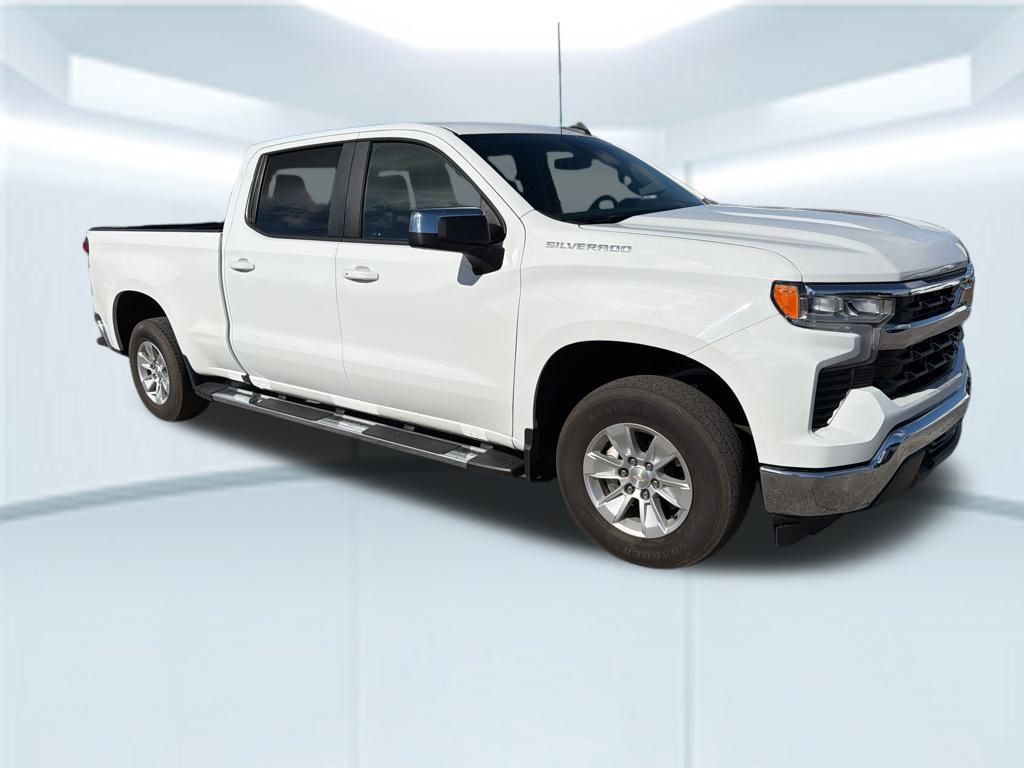 2024 Chevrolet Silverado 1500 LT photo 4