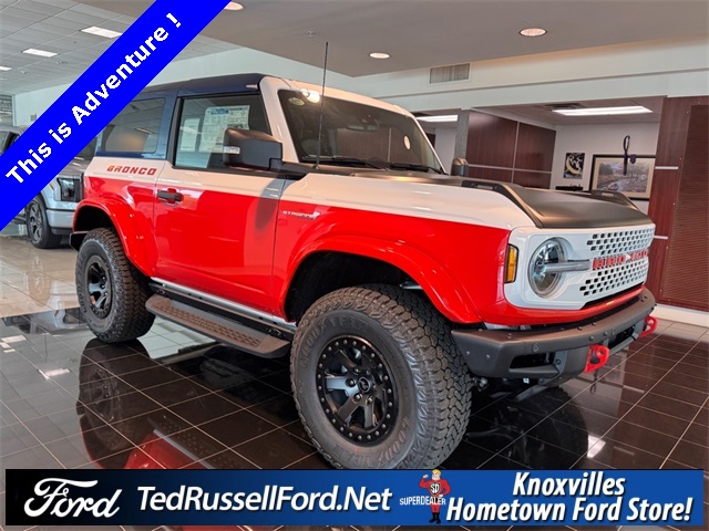 2025 Ford Bronco First Edition photo 3