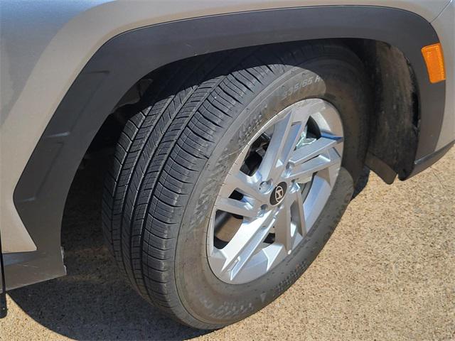 2025 Hyundai Tucson SE photo 5