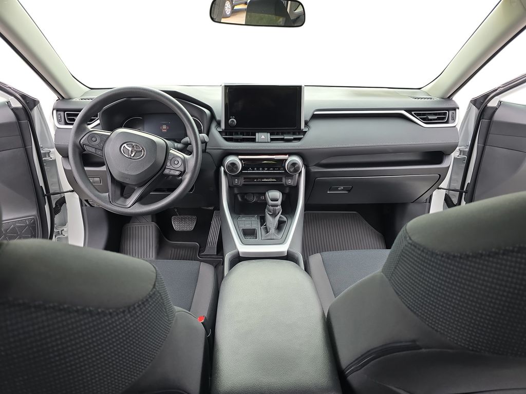 2025 Toyota RAV4 LE photo 6