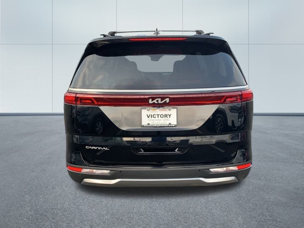2023 Kia Carnival SX Prestige photo 4