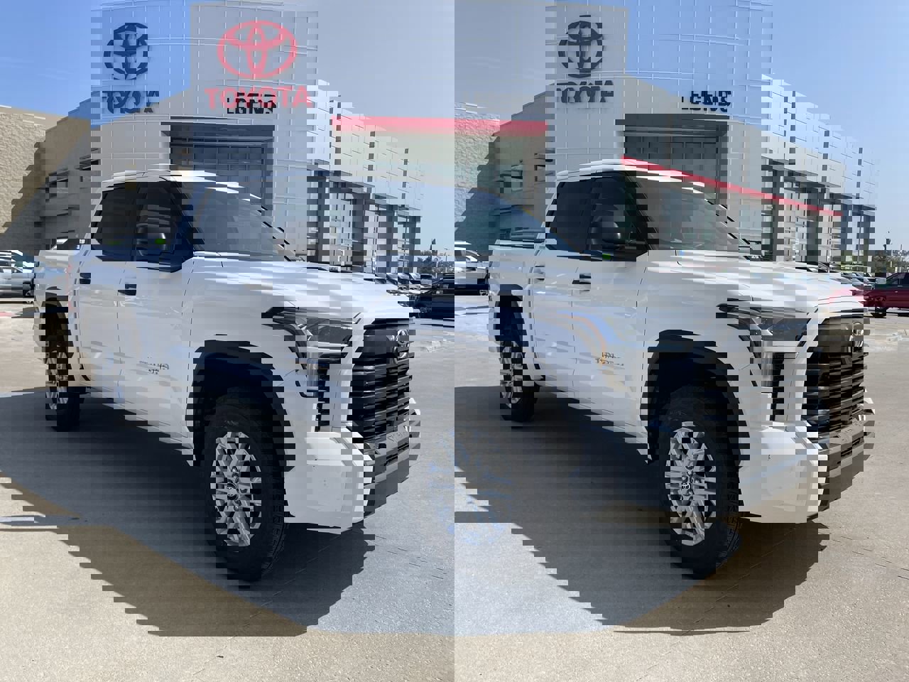 2025 Toyota Tundra SR5's photo