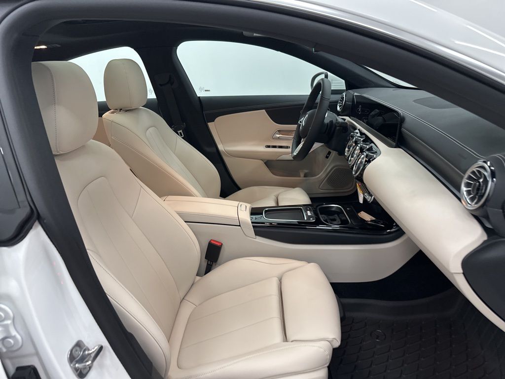 2026 Mercedes Benz CLA 250 photo 22