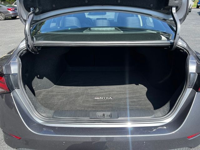 2024 Nissan Sentra SV photo 14