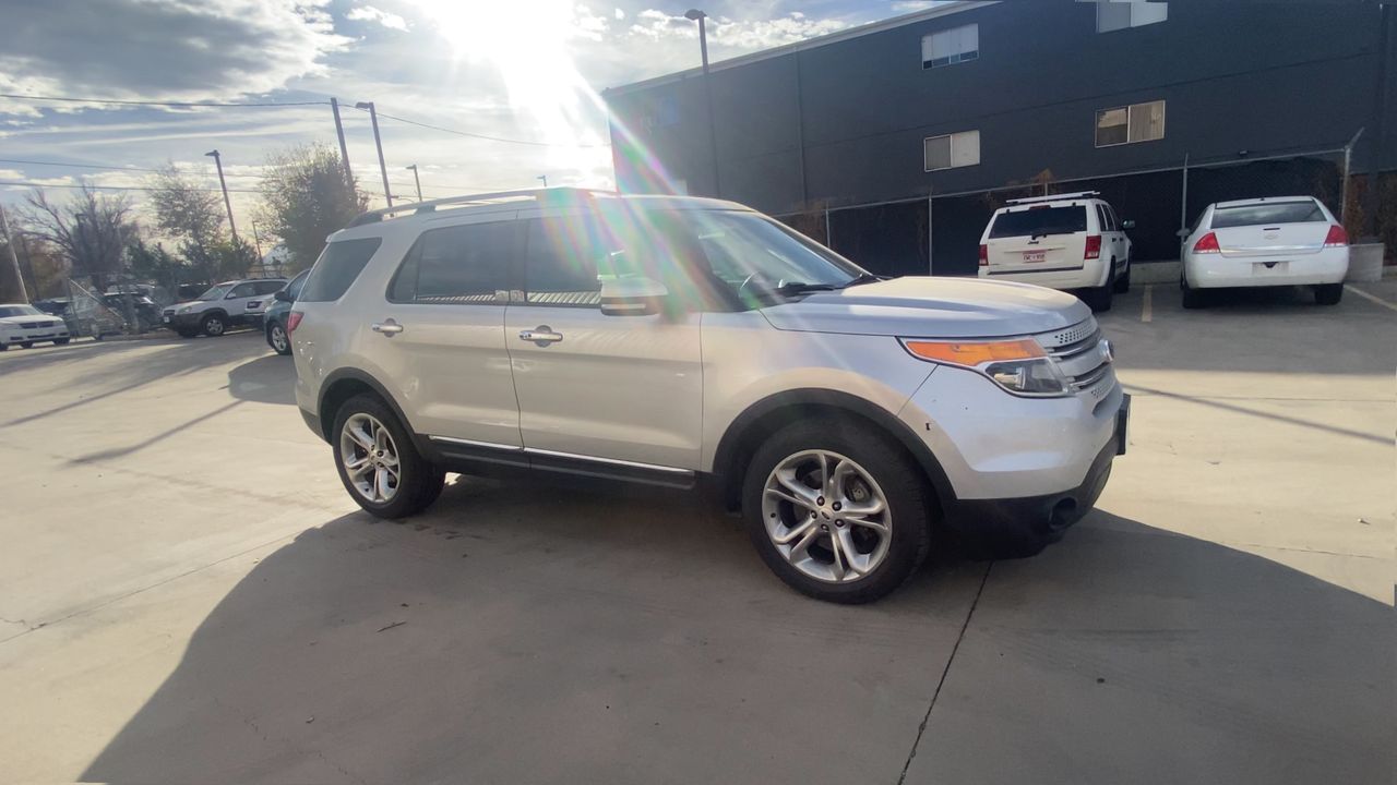 2015 Ford Explorer Limited's photo