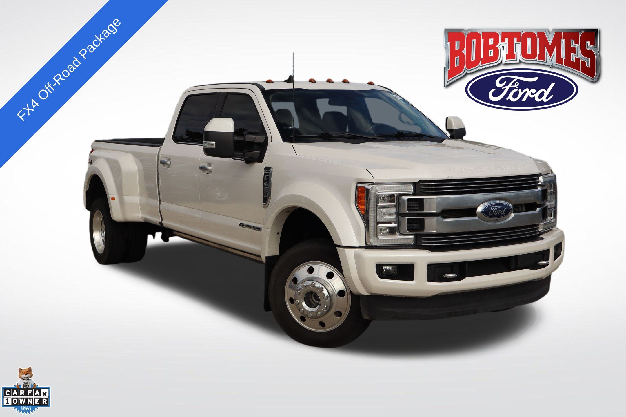 2019 Ford F-450 Super Duty Limited's photo
