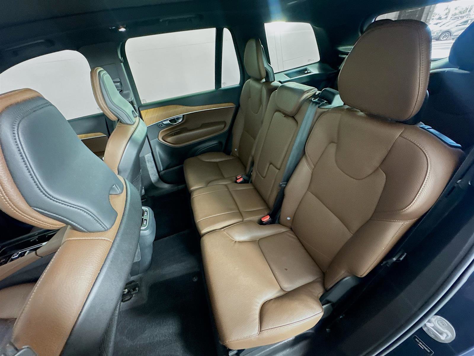 2024 Volvo XC90 B5 Plus photo 23