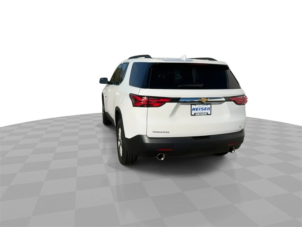 2023 Chevrolet Traverse Cloth photo 3