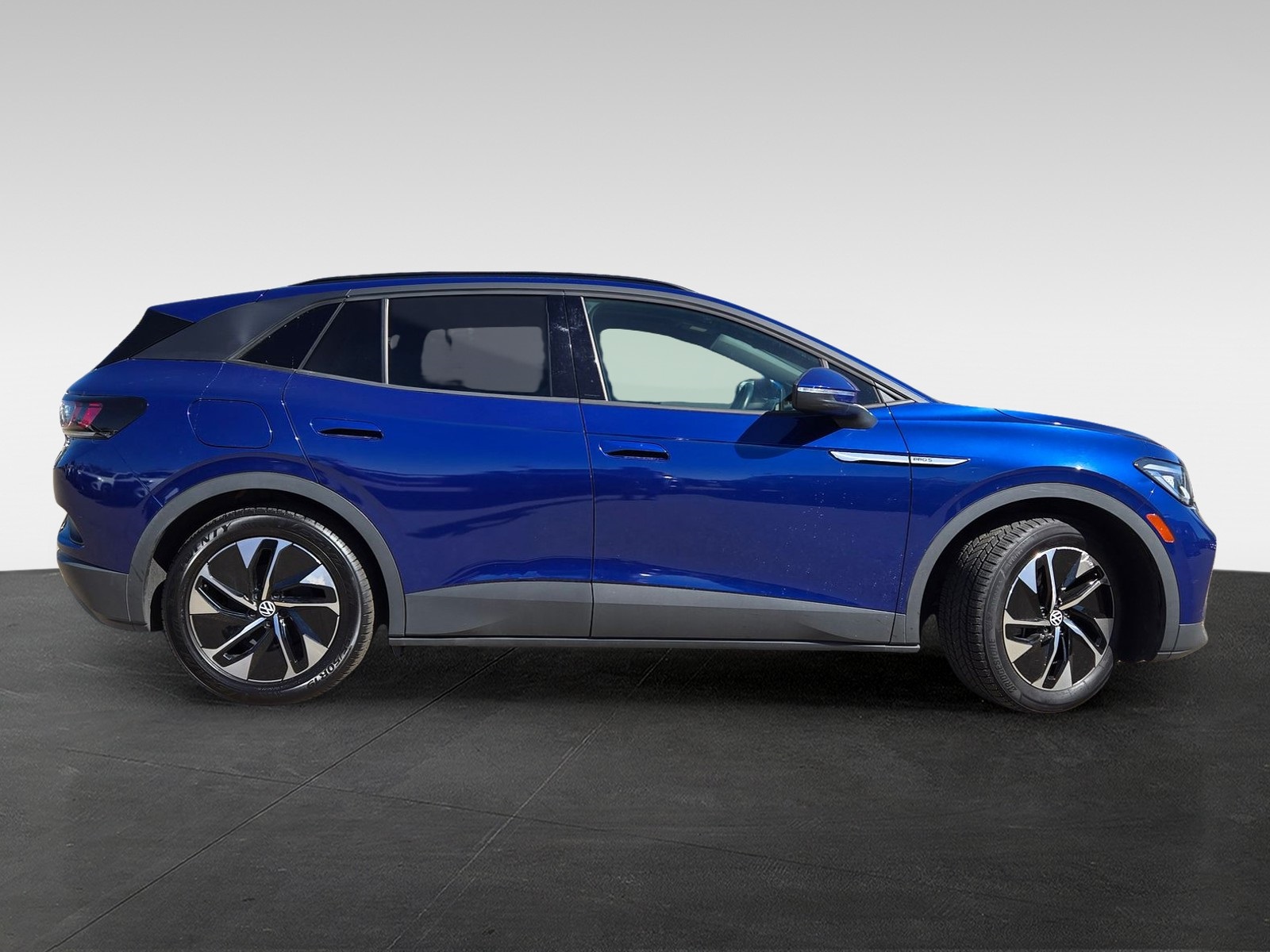 2021 Volkswagen ID.4 Pro S photo 3
