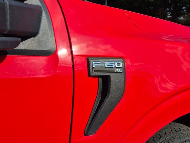 2021 Ford F-150 XL photo 2