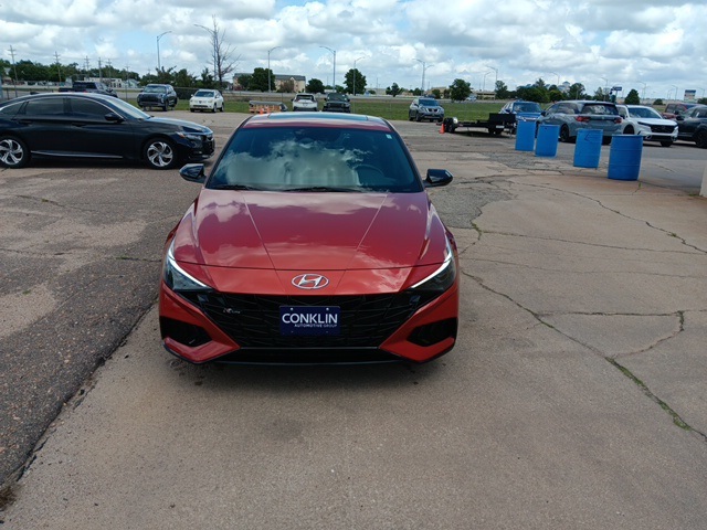 2022 Hyundai Elantra N Line photo 2