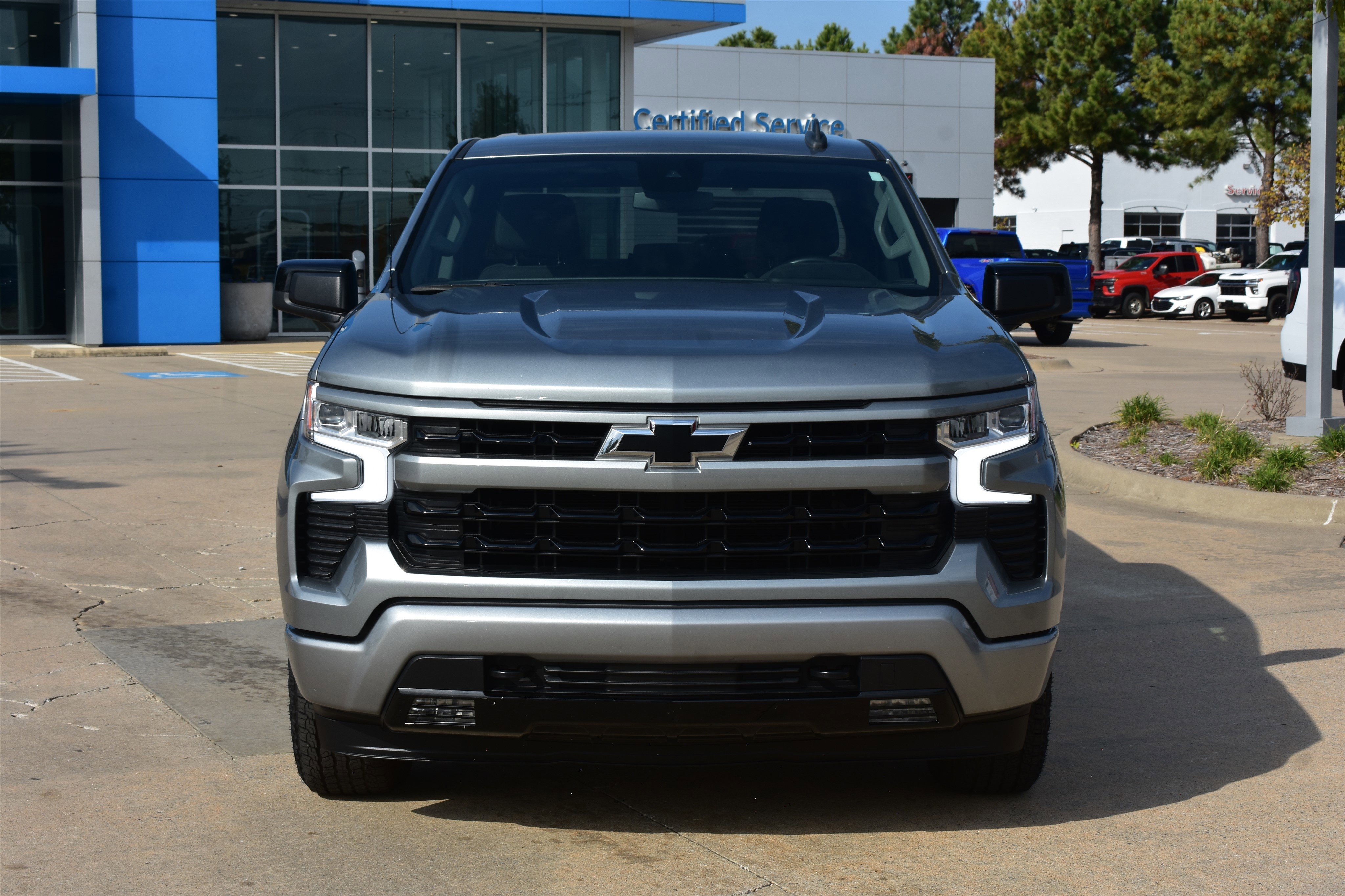 Used 2023 Chevrolet Silverado 1500 RST with VIN 2GCUDEED4P1135382 for sale in Little Rock