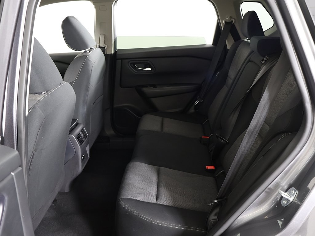 2024 Nissan Rogue SV photo 30