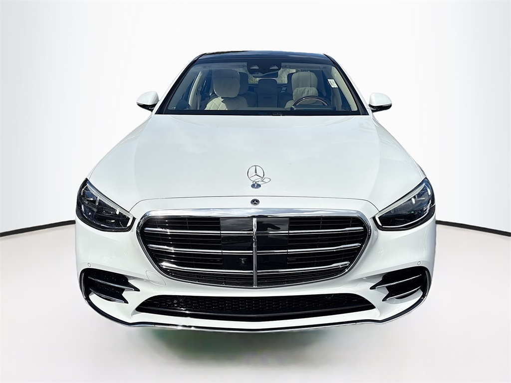 2026 Mercedes Benz S 580 4MATIC photo 2