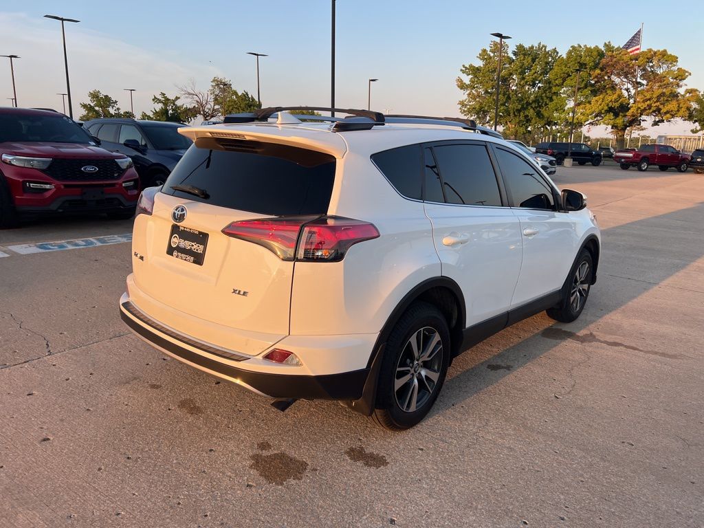 2018 Toyota RAV4 Adventure XLE photo 7