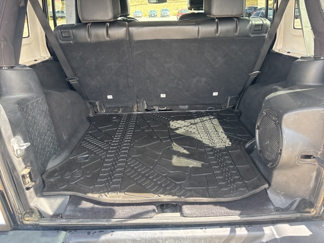 2014 Jeep Wrangler Unlimited Rubicon photo 29