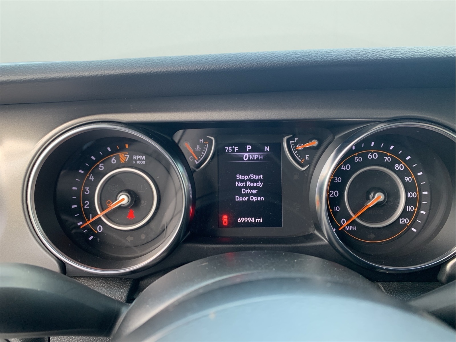 2023 Jeep Gladiator Sport S photo 17