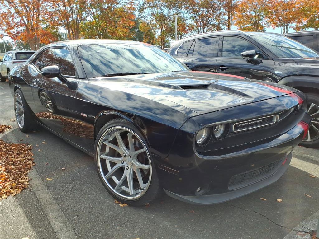 2017 Dodge Challenger R/T's photo