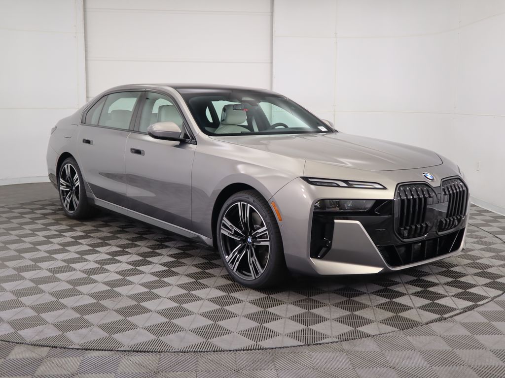 2025 Bmw 740i photo 3