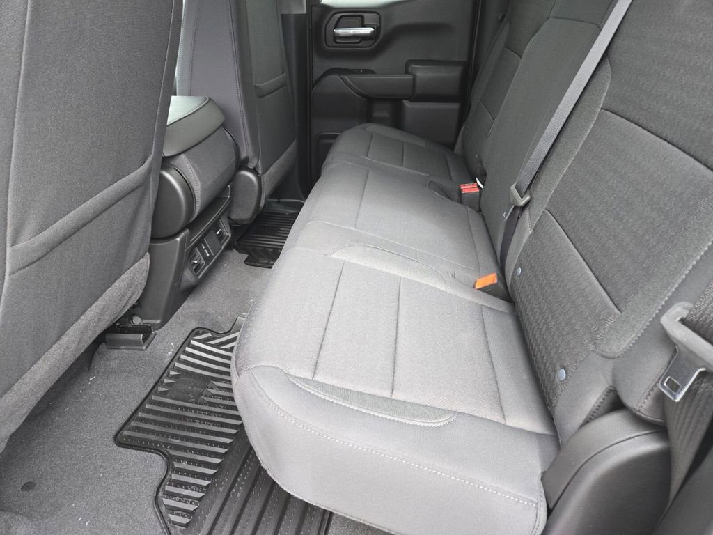 2026 Chevrolet Silverado 1500 Custom photo 7