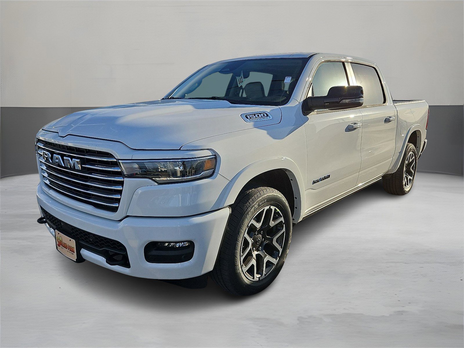 2026 RAM Ram 1500 Pickup Laramie's photo
