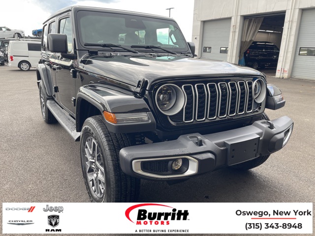 2026 Jeep Wrangler 4-Door Sahara's photo