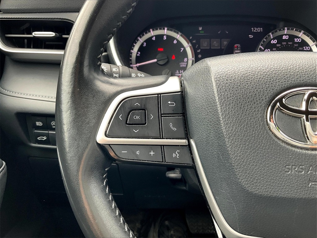 2023 Toyota Highlander XSE photo 23