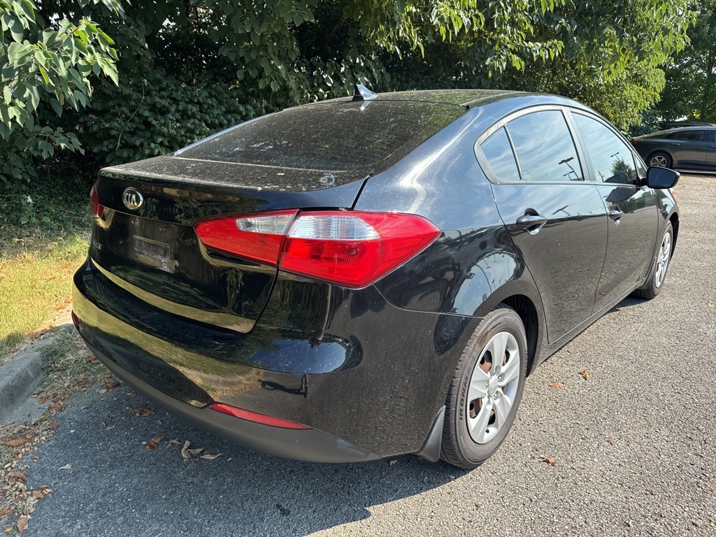 2016 Kia Forte LX photo 3