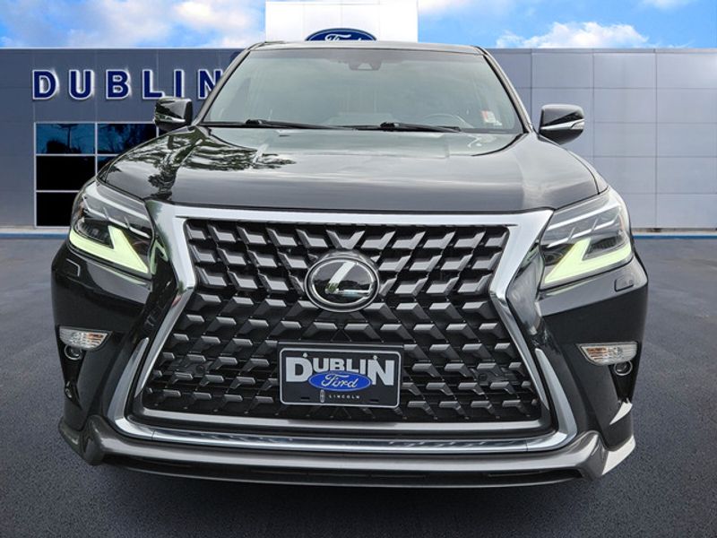2023 Lexus GX 460 Premium photo 2