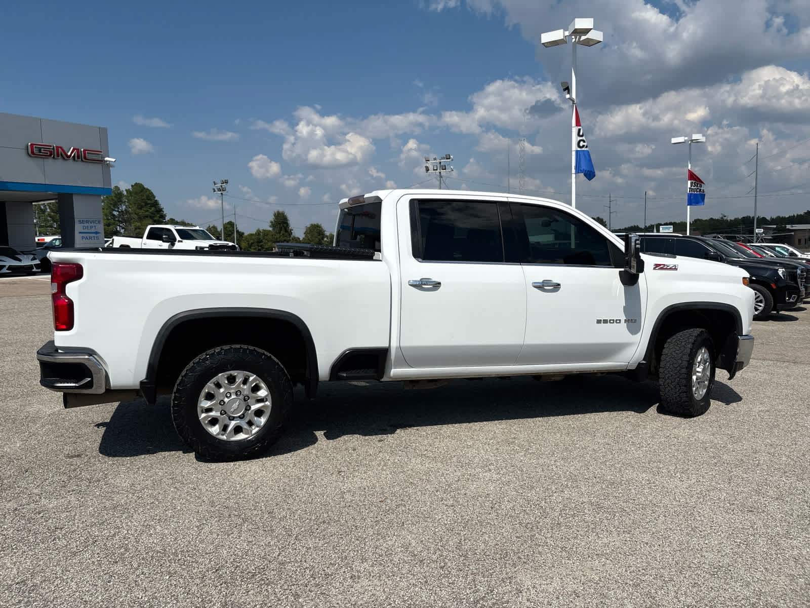 2020 Chevrolet Silverado 2500HD LTZ photo 3