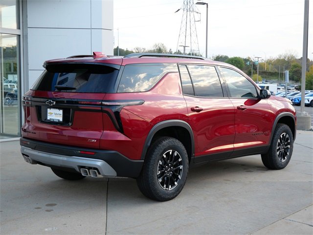 2026 Chevrolet Traverse Z71 photo 3