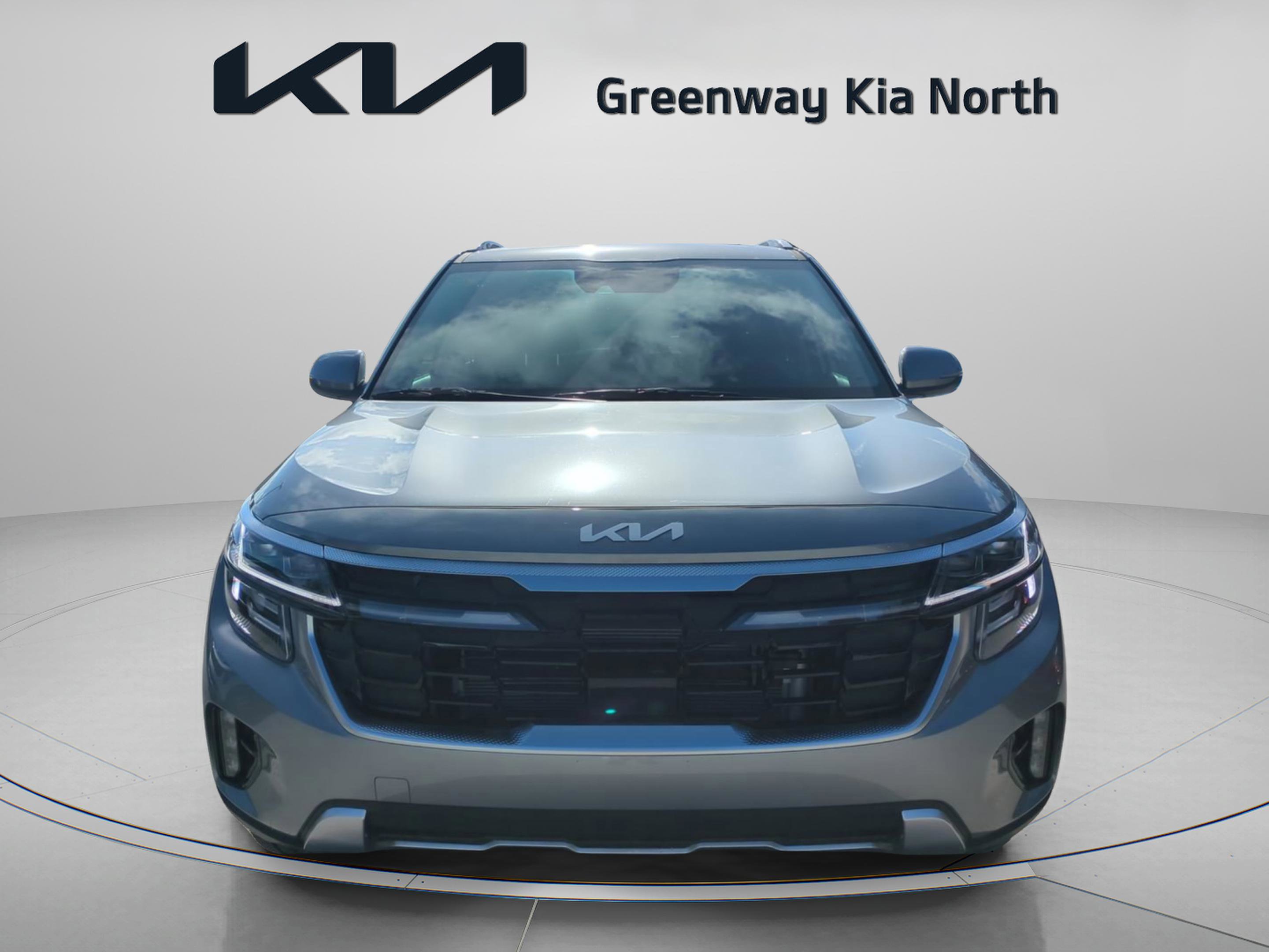 2026 Kia Seltos SX photo 2