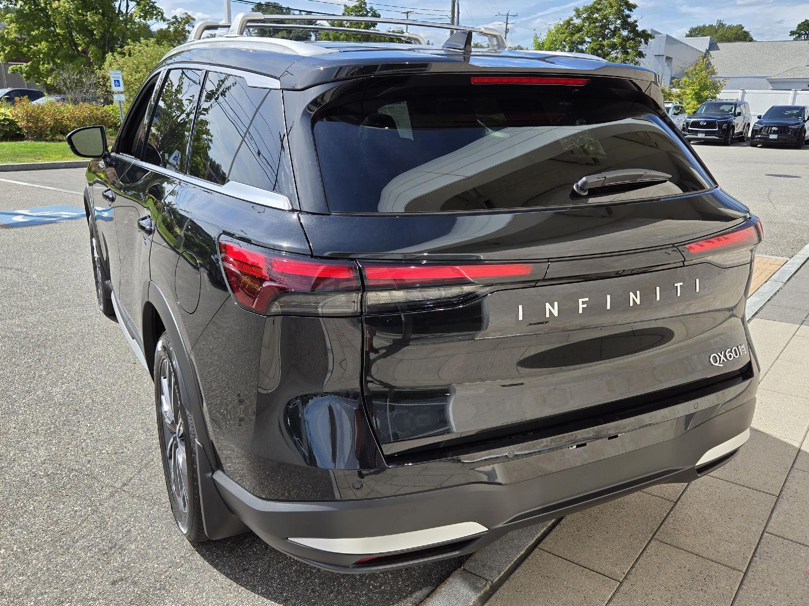 2026 Infiniti QX60 Luxe AWD photo 11