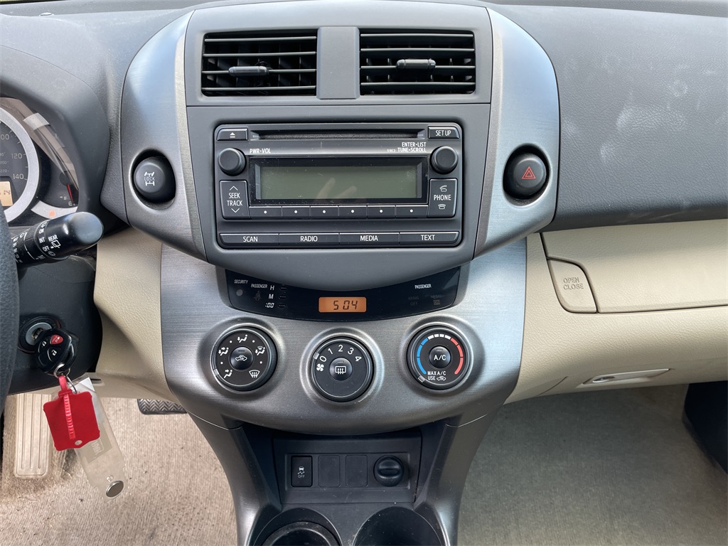 2012 Toyota RAV4 Base photo 22