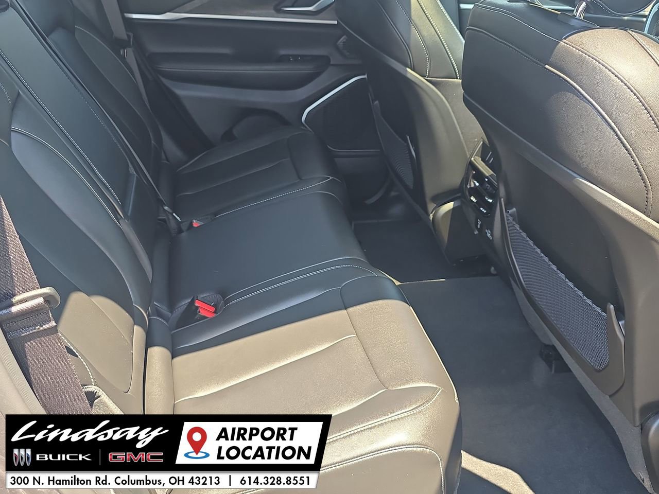 2023 Jeep Cherokee Base photo 25