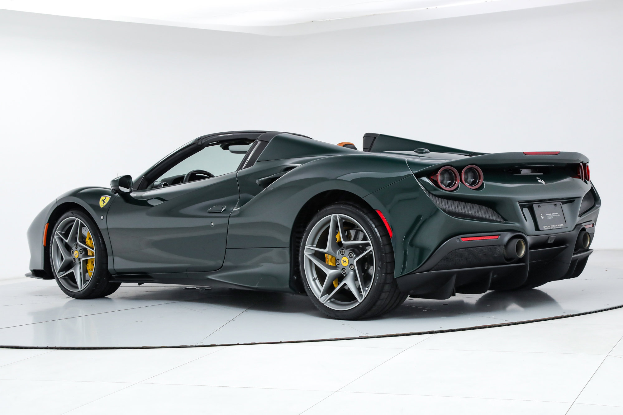 2022 Ferrari F8 Spider photo 3