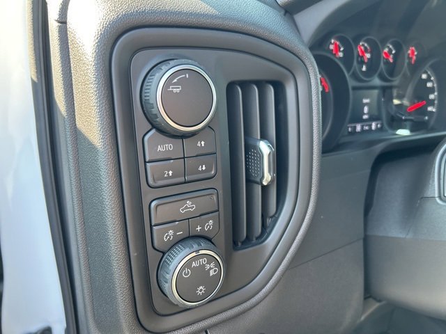 2026 Chevrolet Silverado 1500 Custom Trail Boss photo 16