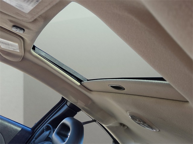 2007 Saturn Ion Sedan Level 2 photo 4