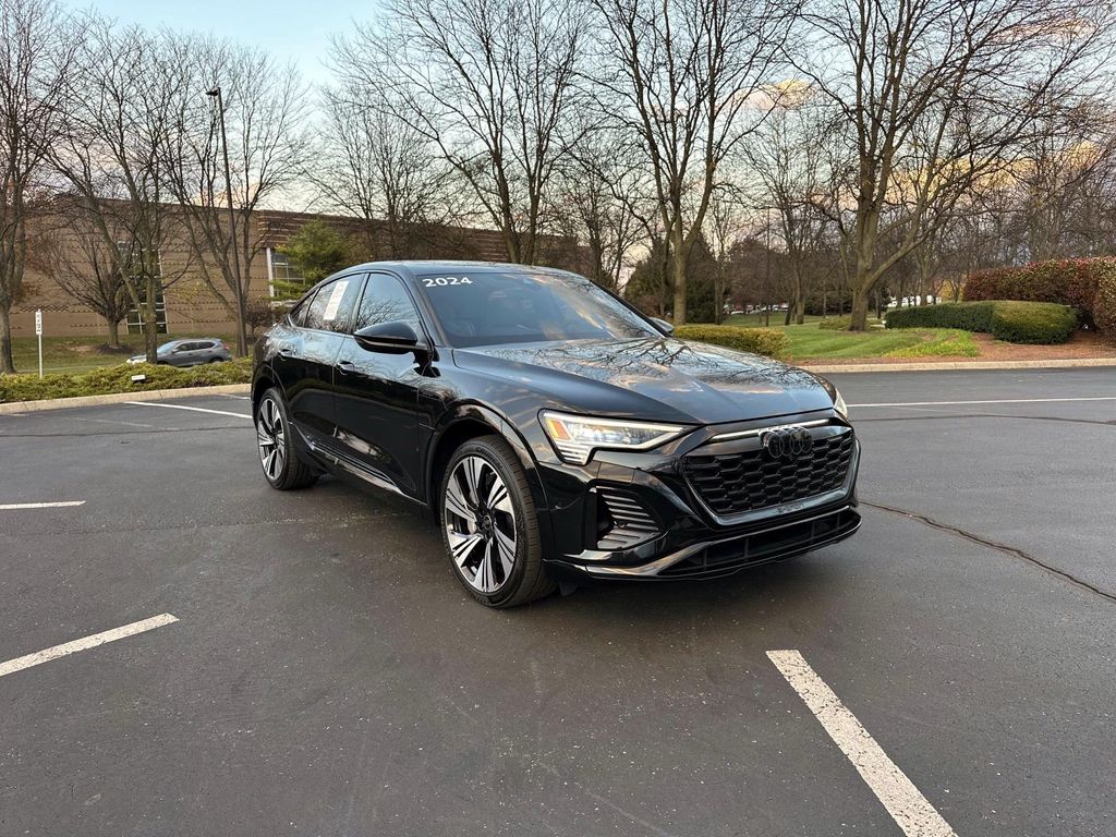 2024 Audi Q8 Sportback e-tron Prestige's photo