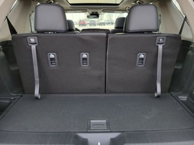 2025 Honda Pilot Touring photo 17