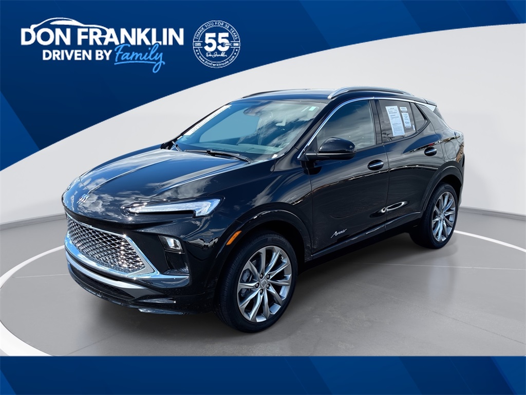2025 Buick Encore GX Avenir's photo