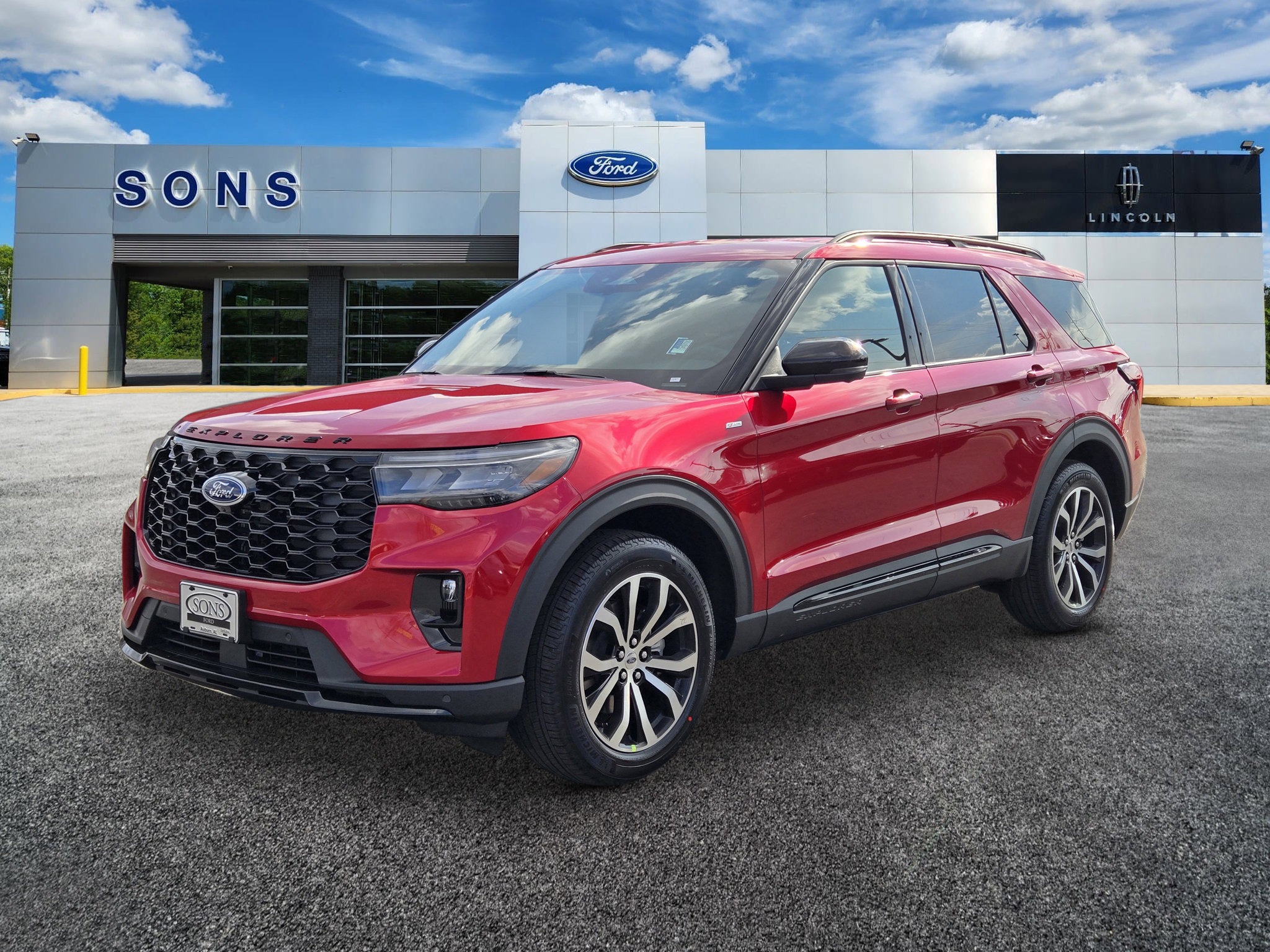 2026 Ford Explorer ST-LINE's photo
