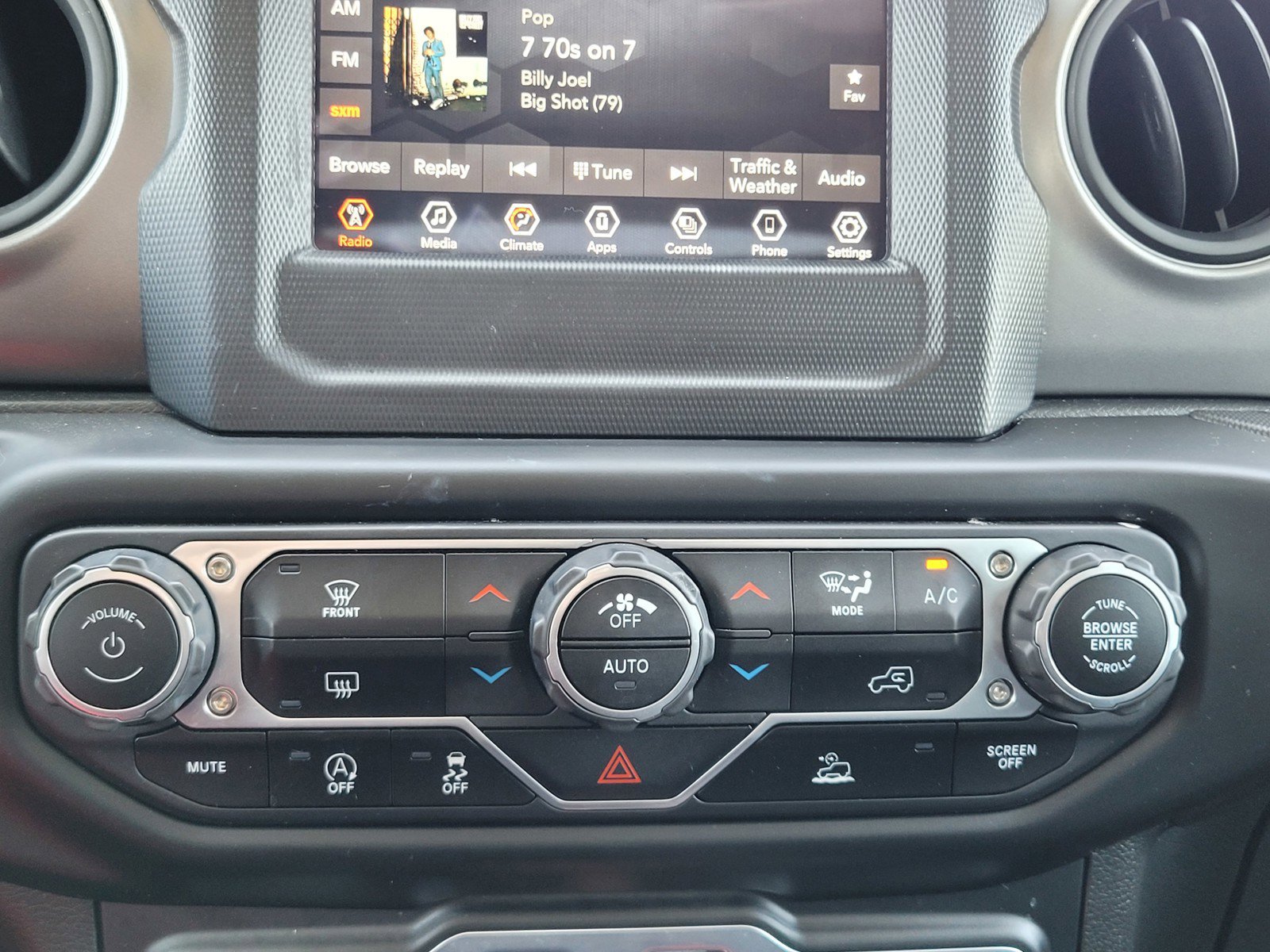 2021 Jeep Wrangler Sport S photo 16