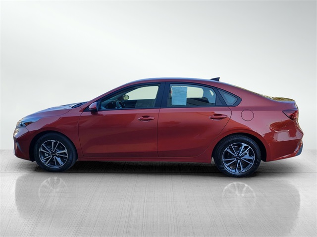 2022 Kia Forte FE LXS photo 7
